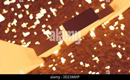 Abstrakte geometrische Formen in warmem, leuchtendem orangenem Licht mit Streueffekt Bokeh. Abbildung, Rendering Stockfoto