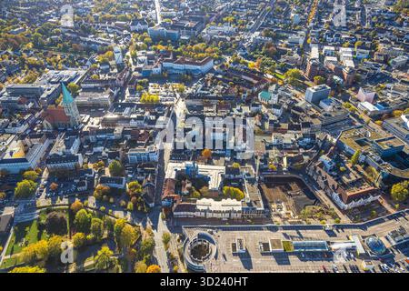 Luftbild, City und evang. Pauluskirche, Wochenmarkt auf dem Marktplatz, Johanniter-Kliniken Hamm Standort Nassauerstraße, evang. Jugendkirche / Lutherkirche, unten Baustelle mit Abriss und Neubau der Westhälfte der Ritterpassage am Allee-Center Einkaufszentrum, Mitte, Hamm, Ruhrgebiet, Nordrhein-Westfalen, Deutschland ACHTUNGxMINDESTHONORARx60xEURO *** Luftansicht, Stadt- und Evang Pauluskirche, Wochenmarkt auf dem Marktplatz, Johanniter Kliniken Hamm Standort Nassauerstraße, evang Jugendkirche Lutherkirche, unterhalb Baustelle mit Abriss und Neubau der westlichen Hälfte Stockfoto