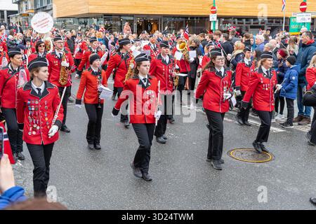 Tromso, der Tag der norwegischen Verfassung am 17. Mai Stockfoto