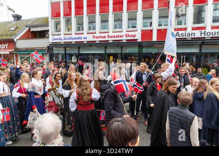 Tromso, der Tag der norwegischen Verfassung am 17. Mai Stockfoto