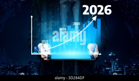 Eine professionelle Wachstumsprognose, die in einem lebhaften Balkendiagramm auf einem Tablet dargestellt wird und die Aufwärtstrends in Richtung 2026 für Strate hervorhebt Stockfoto