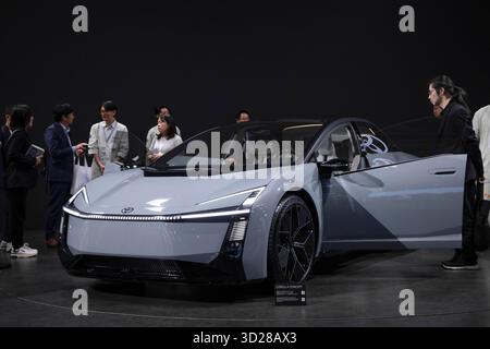 Tokio, Japan. 30. Oktober 2025. Toyota Corolla Concept auf der Japan Mobility Show 2025. Tokio, 30. Oktober 2025. - 20251030 PD14133 Credit: APA-PictureDesk/Alamy Live News Stockfoto