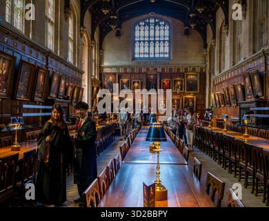 Harry Potter Fans im Speisesaal der Great Hall, Christ Church College, University of Oxford, Oxford, England, UK Stockfoto