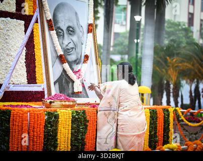 Neu-Delhi, Indien. 31. Oktober 2025. NEW DELHI, INDIEN - OKTOBER 31: Präsident Droupadi Murmu während einer Zeremonie, um dem Sardar Vallabhbhai Patel zu seinem 150. Geburtstag zu Tribut zu zollen, am 31. Oktober 2025 in Neu-Delhi, Indien. (Foto: Raj K Raj/Hindustan Times/SIPA USA) Credit: SIPA USA/Alamy Live News Stockfoto