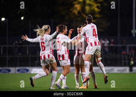KÖLN, DEUTSCHLAND - 31. OKTOBER 2025: Das Spiel der Frauen-Bundesliga 1.FC Köln gegen 1. FC Nürnberg im Franz Kremer Stadion Stockfoto
