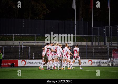 KÖLN, DEUTSCHLAND - 31. OKTOBER 2025: Das Spiel der Frauen-Bundesliga 1.FC Köln gegen 1. FC Nürnberg im Franz Kremer Stadion Stockfoto