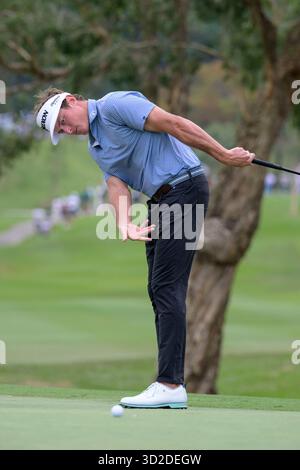 Hongkong, Hongkong, China. November 2025. Hong Kong Open Golf, Runde 3, Hong Kong Golf Club Fanling, Hong Kong, China. M.J. MAGUIRE sitzt auf Platz 2 und geht in die Finalrunde mit einem Ergebnis von -19 (Credit Image: © Jayne Russell/ZUMA Press Wire) NUR ZUR REDAKTIONELLEN VERWENDUNG! Nicht für kommerzielle ZWECKE! Stockfoto