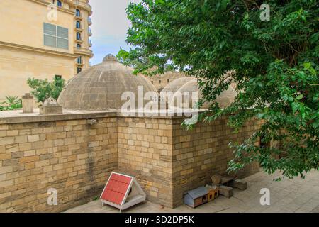 Aserbaidschan, Baku, Dach eines alten Dampfbades, Hammam, Kaukasus. Stockfoto