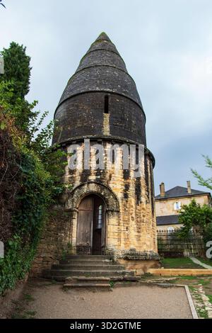 Stadtzentrum von Sarlat in Frankreich mit seinen alten Steinhäusern Stockfoto