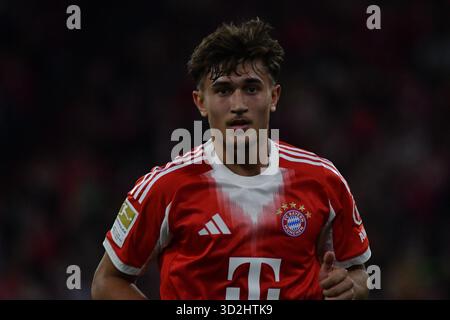 November 2025, Allianz Arena, München, GER, 1.FBL, FC Bayern München gegen Bayer Leverkusen, Bild: Tom Bischof (München). DFL-Vorschriften verbieten die Verwendung von Fotos als Bildsequenzen und/oder Quasi-Video. Stockfoto