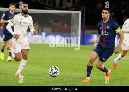 Paris, Frankreich. November 2025. Achraf Hakimi von PSG während des Spiels der französischen Fußball-Liga 1 2025-26, PSG gegen Nizza im Parc des Princes Stadium, Paris, Frankreich am 1. November 2025. Foto: Henri Szwarc/ABACAPRESS.COM Credit: Abaca Press/Alamy Live News Stockfoto
