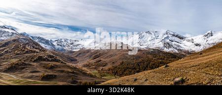 Am Fuße des Mount Oronaye, im wunderschönen Ubayette-Tal, Lake Reculaye Stockfoto