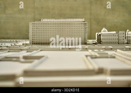 Eine detaillierte 3D-Karte der Insel Nakanoshima am Eingang des Nakanoshima Kinderbuchwaldes in Osaka Stockfoto