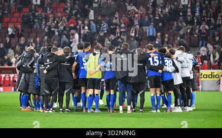 Team HSV Hamburg nach dem Spiel Köln, 2. November 2025, Fußball, Bundesliga, 1. FC Köln - HSV Hamburg Hamburg Stockfoto
