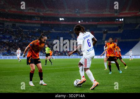 Lyon, Frankreich. November 2025. Melchie Dumornay (6 Olympique Lyonnais) in Aktion während des Arkema Premiere Ligue Spiels zwischen OL Lyonnes und Paris FC im Groupama Stadion in Lyon, Frankreich. Quelle: SPP Sport Pressefoto. /Alamy Live News Stockfoto