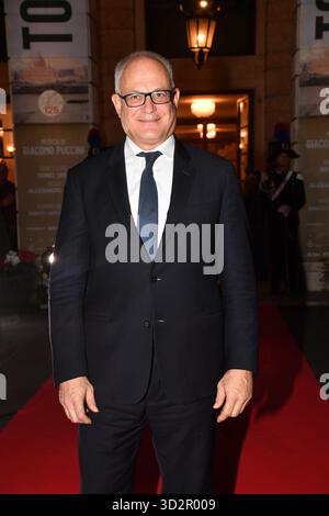 Rom, Italien. November 2025. Rom, Teatro Dell'Opera Gala Abend zur Premiere von 'Tosca', auf dem Foto: Roberto Gualtieri Credit: Independent Photo Agency/Alamy Live News Stockfoto