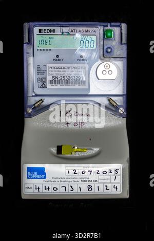 Intelligentes Strommessgerät für Haushalte an der Außenwand eines Hauses in Tamworth Australien. Stockfoto