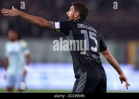 Matteo Bianchetti von US Cremonese Gesten während des Spiels der Serie A zwischen uns Cremonese und Juventus FC im Stadio Giovanni Zini am 1 . November 2025 in Cremona Italien . Stockfoto