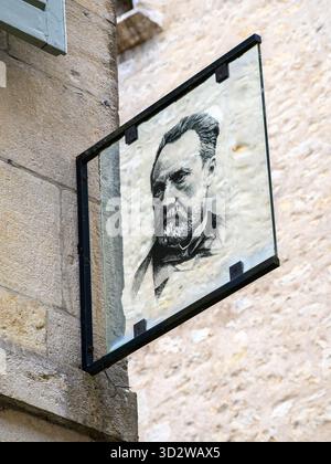 Dole, Frankreich – 29. August 2025: Ein Foto von Louis Pasteur, einem französischen Biologen, Mikrobiologen und Chemiker aus Burgund, Dole. Der Geburtsort der Wissenschaftler Stockfoto