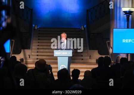 Banking Hall, 14 Cornhill, London, Großbritannien. November 2025. Reform Party UK Pressekonferenz, die Wirtschaft. Nigel Farage. Quelle: Matthew Chattle/Alamy Live News Stockfoto