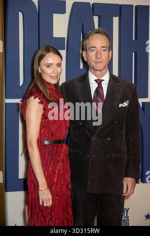 New York, Usa. November 2025. NEW YORK, NEW YORK - 3. NOVEMBER: (L-R) Keeley Hawes und Matthew Macfadyen nehmen am 3. November 2025 in New York City an der Premiere von Netflix „Death by Lightning“ teil. Quelle: Ron Adar/Alamy Live News Stockfoto