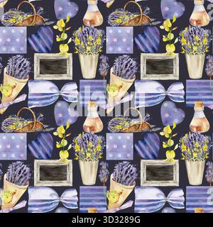 Provence Lavendel Patchwork Muster mit Tafel Schild, Beutel Beutel, ätherisches Öl, Gartenerntekorb, Textil Herzen in Punktstreifen. Hand Stockfoto