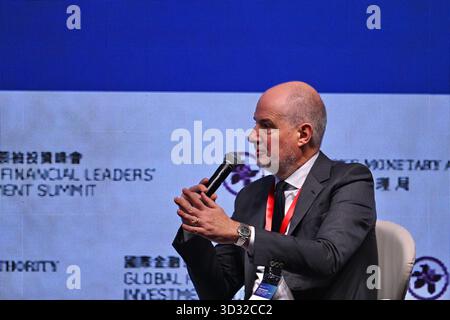 Hongkong, Hongkong. November 2025. Emmanuel Roman, CEO von PIMCO, sprach beim Global Financial Leaders' Investment Summit 2025 am 4. November 2025 in Hongkong. (Foto: Kobe Li/Nexpher Images/SIPA USA) Credit: SIPA USA/Alamy Live News Stockfoto