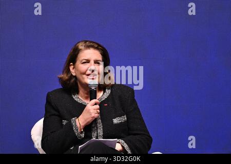Hongkong, Hongkong. November 2025. Valérie Baudson, CEO von Amundi, sprach beim Global Financial Leaders' Investment Summit 2025 am 4. November 2025 in Hongkong. (Foto: Kobe Li/Nexpher Images/SIPA USA) Credit: SIPA USA/Alamy Live News Stockfoto