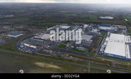 St. Ghislain, Provinz Hennegau, Belgien, 25. Oktober, 2025: Google Data Center, KI und künstliche Intelligenz. Großer Hyperscaler. Stockfoto
