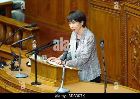 Premierminister Sanae Takaichi, Fragen von Parteiführern, Repräsentantenhaus -JPN- 4. November 2025, Tokio, Repräsentantenhaus - Premierminister Sanae Takaichi beantwortet Fragen von Vertretern jeder Partei. Die parlamentarische Debatte beginnt. Tokio Japan Copyright: XKazukixOISHIx Stockfoto