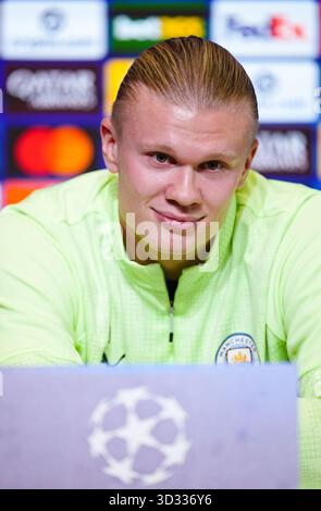 Erling Haaland von Manchester City während einer Pressekonferenz im Etihad Stadium in Manchester. Bilddatum: Dienstag, 4. November 2025. Stockfoto
