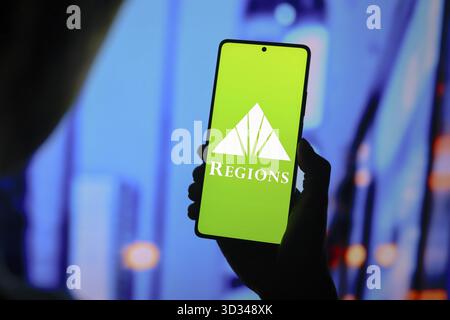 September 2024, Paraguay. In dieser Abbildung wird das Regions Financial Corporation-Logo auf einem Smartphone-Bildschirm angezeigt Stockfoto