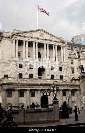 London, Großbritannien. November 2025. Außenansicht der Bank of England in London. (Credit Image: © Dinendra Haria/SOPA Images via ZUMA Press Wire) NUR REDAKTIONELLE VERWENDUNG! Nicht für kommerzielle ZWECKE! Stockfoto