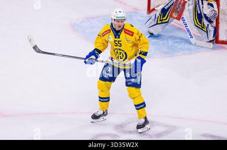 Zürich, Schweiz, 26. September 2025: #55 Calle Andersson, Verteidiger HC Davos. (Foto: Andreas Haas/dieBildmanufaktur) Stockfoto