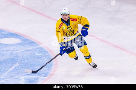 Zürich, Schweiz, 26. September 2025: #55 Calle Andersson, Verteidiger HC Davos. (Foto: Andreas Haas/dieBildmanufaktur) Stockfoto