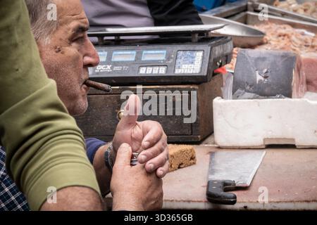 Catania wurde im 8. Jahrhundert v. Chr. von Griechen gegründet und wurde sukzessive von den Römern, Byzantinern, Arabern, Normannen und Spaniern regiert. alle sind gegangen Stockfoto