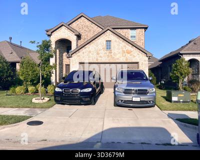 Holz- und Backsteinhaus im amerikanischen Stil, Texas, USA, Foto in hoher Qualität Stockfoto