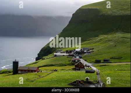 Trollanes Dorf auf Kalsoy, Färöer Inseln Stockfoto