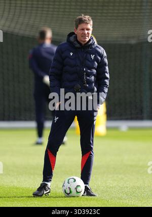 Crystal Palace Manager Oliver Glasner während eines Trainings auf dem Crystal Palace Training Ground, Beckenham. Bilddatum: Mittwoch, 5. November 2025. Stockfoto
