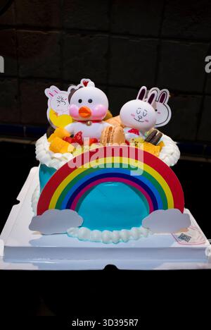 Close Up View, Gay Birthday Cake, Dekorationen Stockfoto