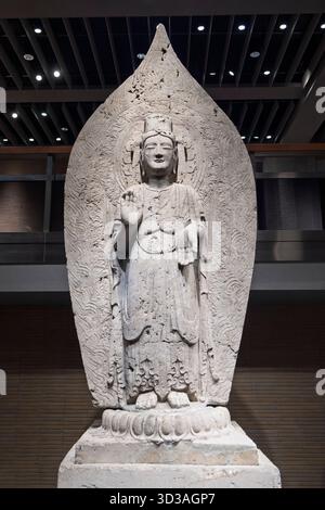 Tokio, Japan - 16. März 2025: Skulptur des wunderschönen Buddha im Nationalmuseum von Tokio Japan Stockfoto