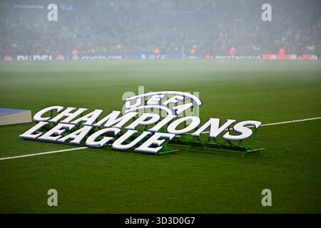 MANCHESTER, GROSSBRITANNIEN - 5. NOVEMBER: Eine allgemeine Ansicht während des UEFA Champions League-Spiels zwischen Manchester City und Borussia Dortmund im Etihad Stadium am 4. Spieltag der UEFA Champions League 2025/26 am 5. November 2025 in Manchester, Großbritannien. Stockfoto