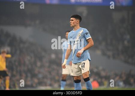 MANCHESTER, GROSSBRITANNIEN - 05. NOVEMBER: Phil Foden von Manchester City während des UEFA Champions League-Spiels zwischen Manchester City und Borussia Dortmund im Etihad Stadium am 4. Spieltag der UEFA Champions League Saison 2025/26 am 5. November 2025 in Manchester, Großbritannien. Stockfoto