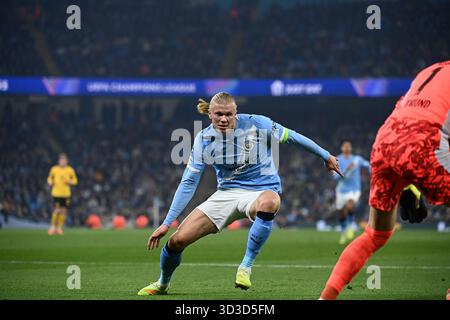 MANCHESTER, GROSSBRITANNIEN - 5. NOVEMBER: Erling Haaland aus Manchester City während des UEFA Champions League-Spiels zwischen Manchester City und Borussia Dortmund im Etihad Stadium am 4. Spieltag der UEFA Champions League Saison 2025/26 am 5. November 2025 in Manchester, Großbritannien. Stockfoto