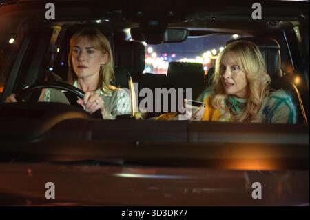 ERSCHEINUNGSDATUM: 24. Dezember 2025 TITEL: Goodbye June STUDIO: Netflix REGISSEUR: Kate Winslet PLOT: Folgt einer Gruppe von geschwisterlichen Bruchstücken, die unter plötzlichen und schwierigen Umständen zusammenkommen müssen. DIE HAUPTROLLEN: KATE WINSLET UND TONII COLETTE. NUR REDAKTIONELLE VERWENDUNG! Nicht für kommerzielle ZWECKE! Stockfoto