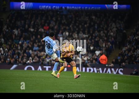 MANCHESTER, GROSSBRITANNIEN - 5. NOVEMBER: Während des UEFA Champions League-Spiels zwischen Manchester City und Borussia Dortmund im Etihad Stadium am 4. Spieltag der UEFA Champions League Saison 2025/26 am 5. November 2025 in Manchester, Großbritannien. Stockfoto