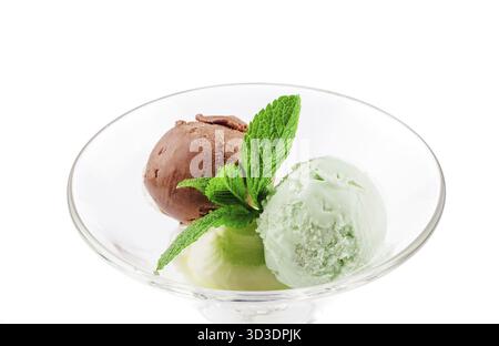 Essen, drei Eiskugeln in einem transparenten Glas Stockfoto