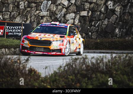 32 Osamu FUKUNAGA, Misako SAIDA, Skoda Fabia RS Rally2, Action während der Rallye Japan 2025, 13. Runde der WRC-Weltmeisterschaft 2025, vom 6. Bis 9. November 2025 in Toyota, Aichi, Japan Stockfoto