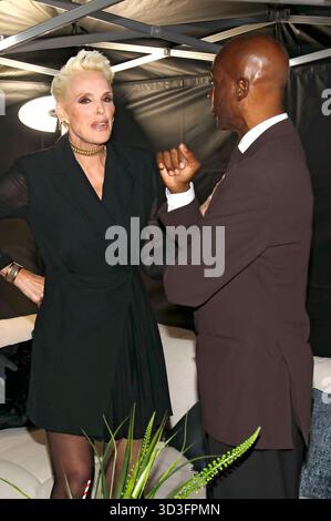 Brigitte Nielsen und Bruce Darnell beim XXXLutz x Marcel Remus Collection Launch im Premium-Möbel- und Einrichtungshaus XXXLutz. Nürnberg, 05.11.2025 *** Brigitte Nielsen und Bruce Darnell bei der Markteinführung der XXXLutz x Marcel Remus Collection im Premium Möbel- und Einrichtungsgeschäft XXXLutz Nürnberg, 05 11 2025 Foto:xAgenturxWehnertx/xGränzdörferx/xFuturexImagex remus 5168 Stockfoto