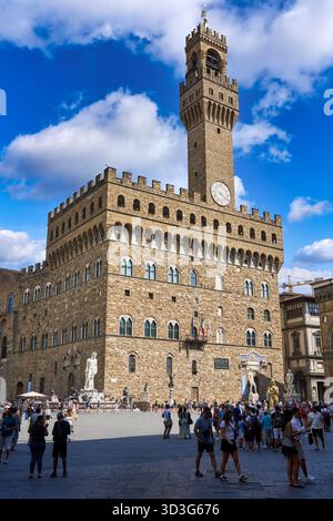 Palazzo Vecchio, Piazza della Signoria in Florenz, Toskana, Italien Stockfoto